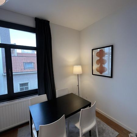 Appartement Confortable 1 Ch Au Coeur De Bruxelles ภายนอก รูปภาพ