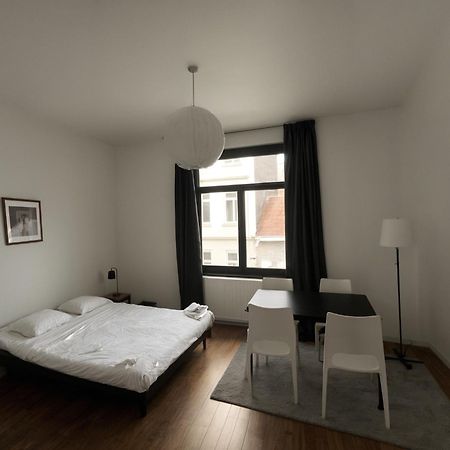 Appartement Confortable 1 Ch Au Coeur De Bruxelles ภายนอก รูปภาพ