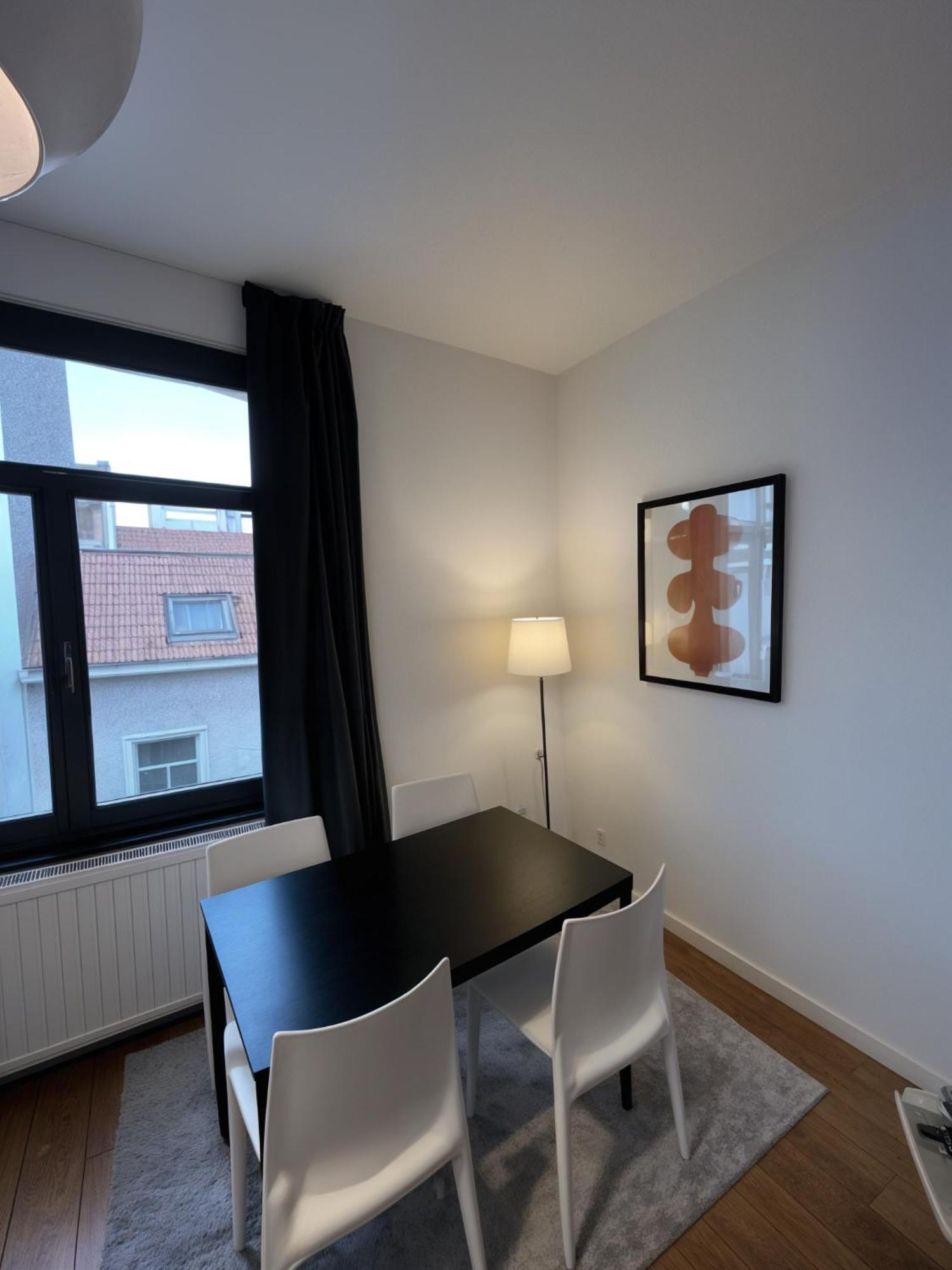 Appartement Confortable 1 Ch Au Coeur De Bruxelles ภายนอก รูปภาพ