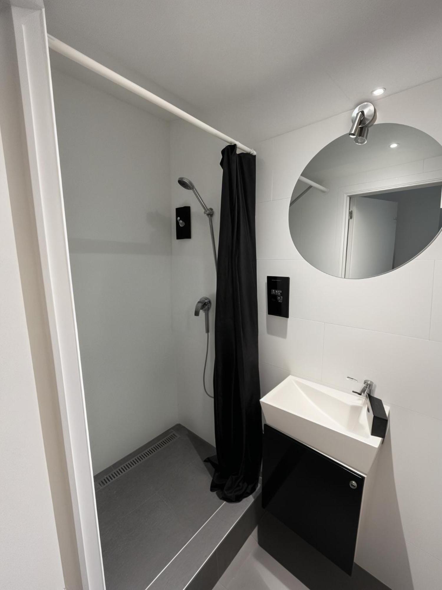 Appartement Confortable 1 Ch Au Coeur De Bruxelles ภายนอก รูปภาพ